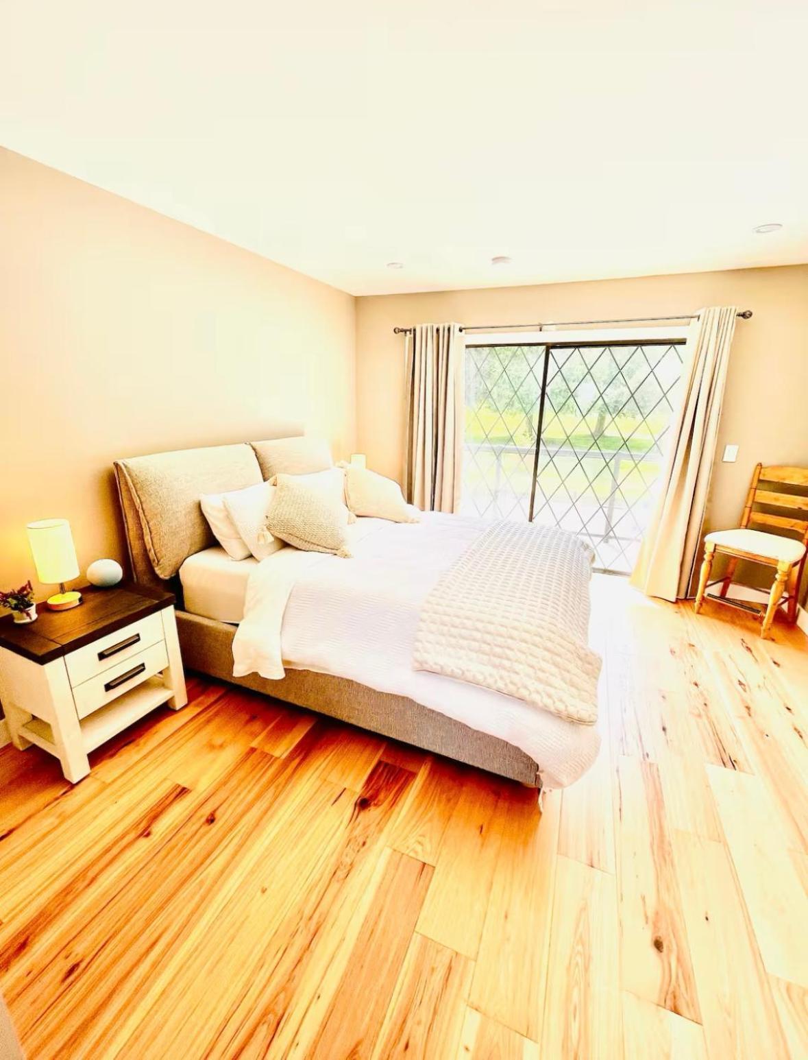 Oceanside Manor - Fancy Room - Golf Course & Beach View Qualicum Beach Exteriör bild